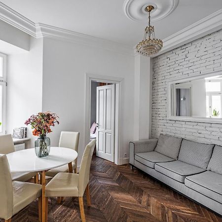 City Center - Cozy And Bright - Dobra 11 Varşovia Exterior foto
