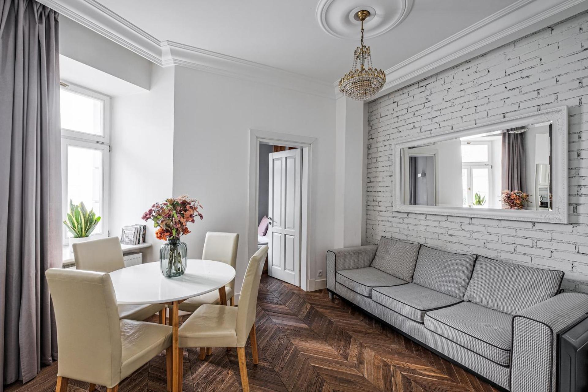 City Center - Cozy And Bright - Dobra 11 Varşovia Exterior foto